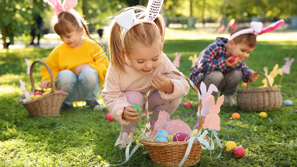 4535703-Egg-Hunting-1024x576